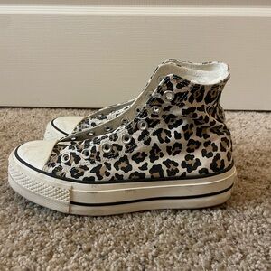 Leopard Print High-Top Converse Size 7 women’s